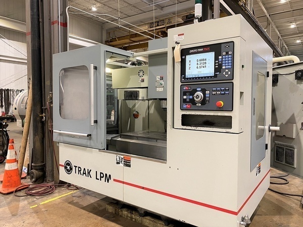 2009 SOUTHWESTERN INDUSTRIES TRAK LPM Vertical Machining Centers | Used Solutions, Inc.